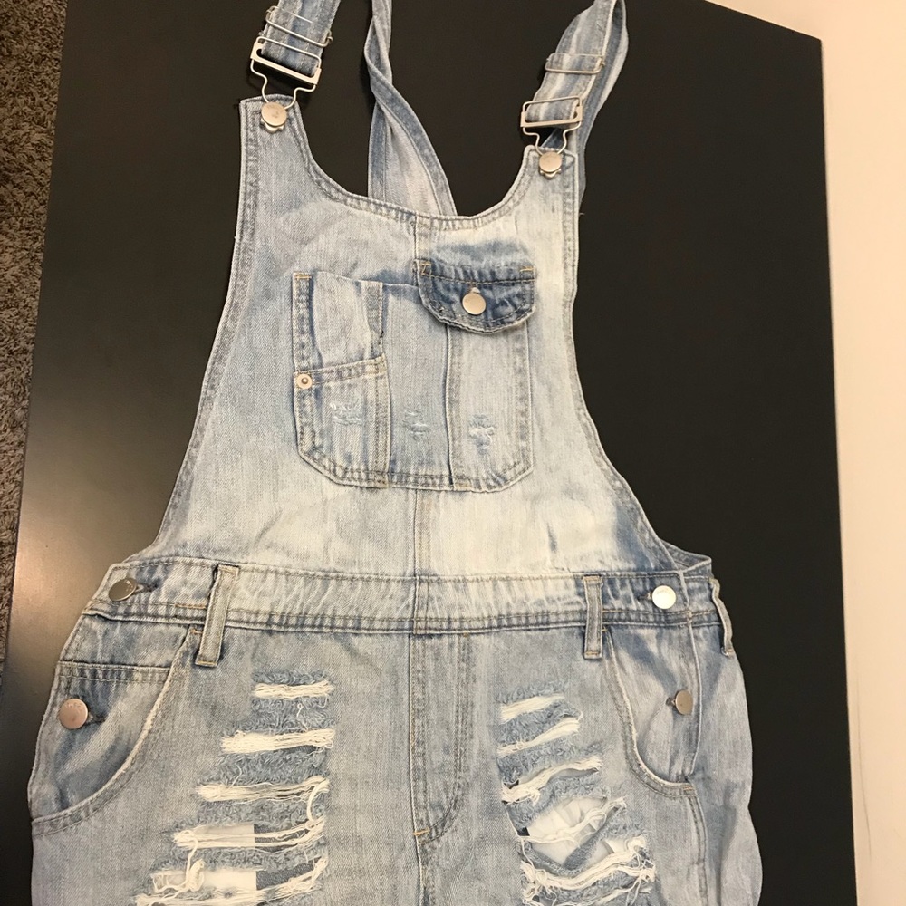 Women’s ripped overalls